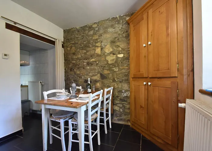 With Bubble Bath בית נופש Modave